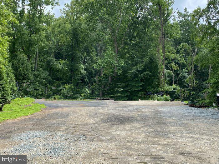 916 Yorklyn Road Hockessin, DE 19707 - Photo 33 of 44 Cleared Out Area (2nd driveway,virtually enhanced)