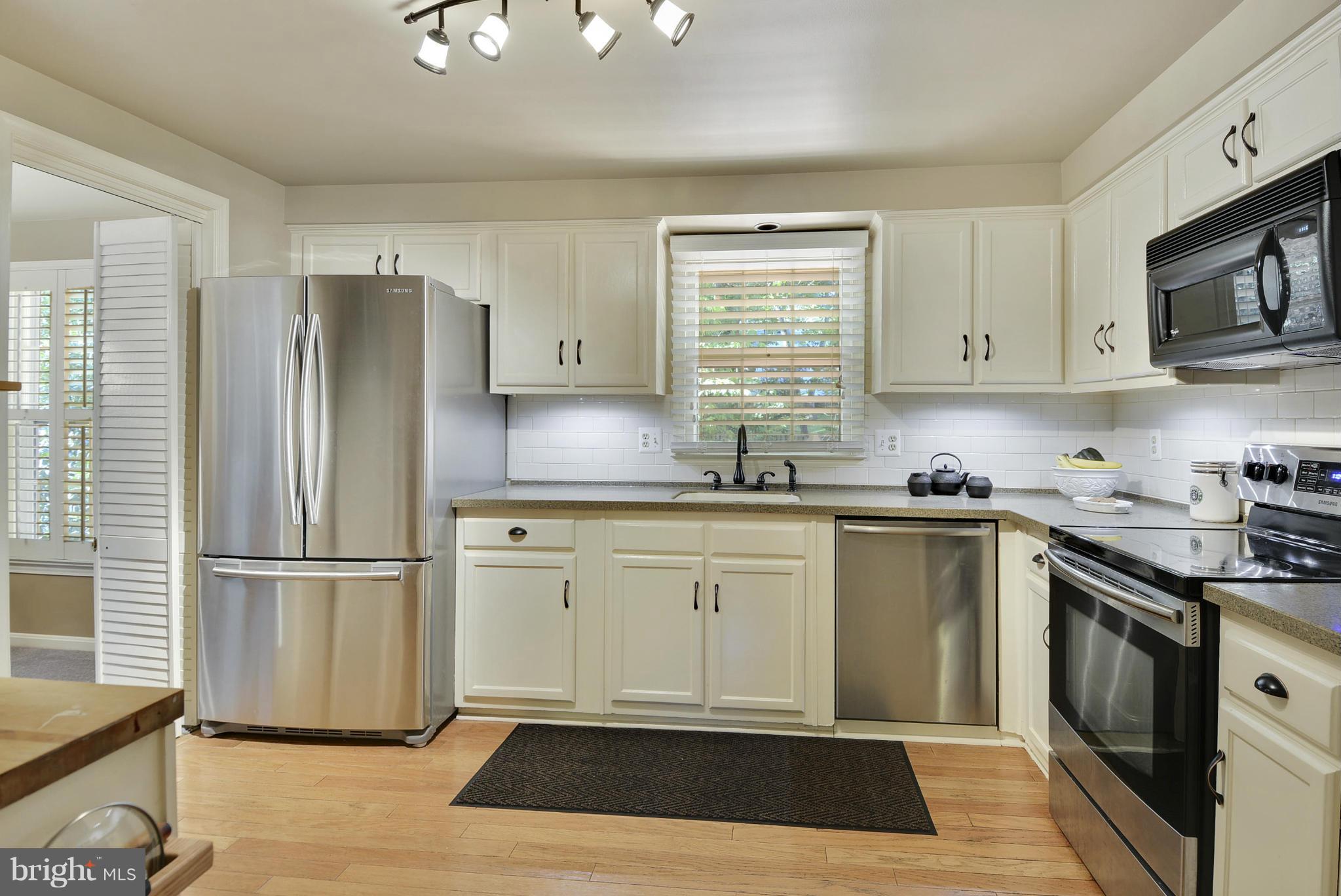 8314 Magic Leaf Road Springfield, VA 22153 - Photo 14 of 30 Kitchen