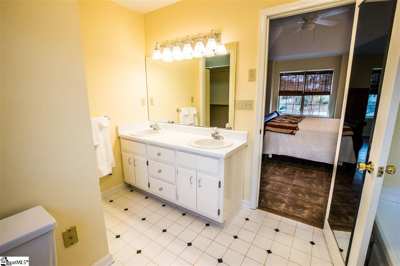 405 West Faris Road Greenville, SC 29605 - Photo 14 of 20 Gallery Image 14