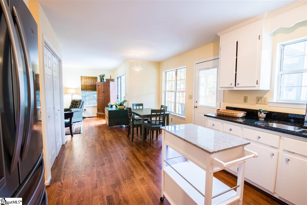 405 West Faris Road Greenville, SC 29605 - Photo 9 of 20 Gallery Image 9