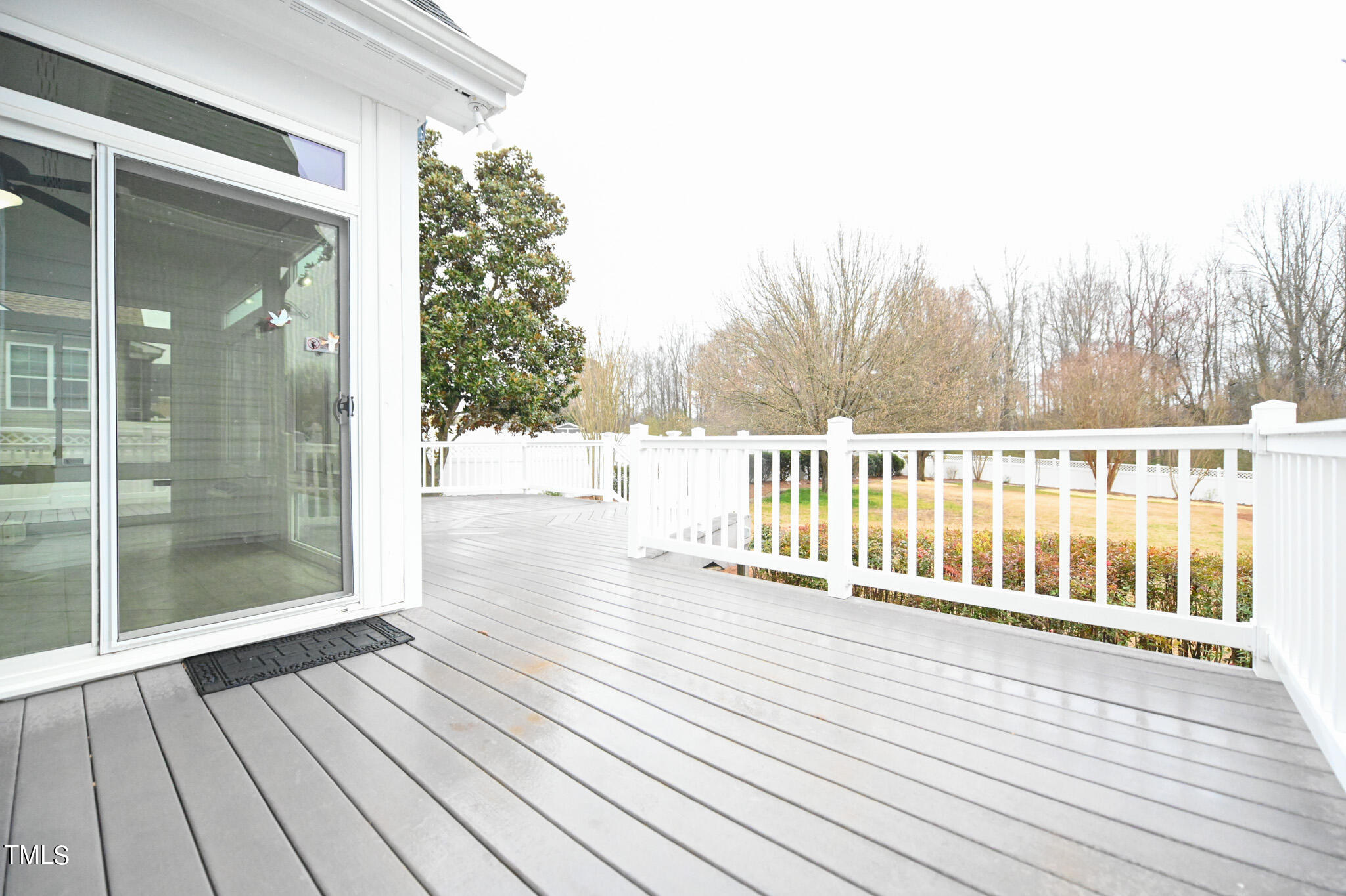 1033 Newburgh Circle Raleigh, NC 27603 - Photo 50 of 55 050