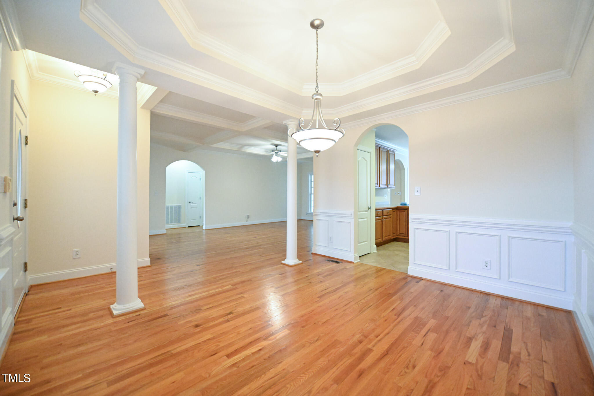 1033 Newburgh Circle Raleigh, NC 27603 - Photo 7 of 55 007