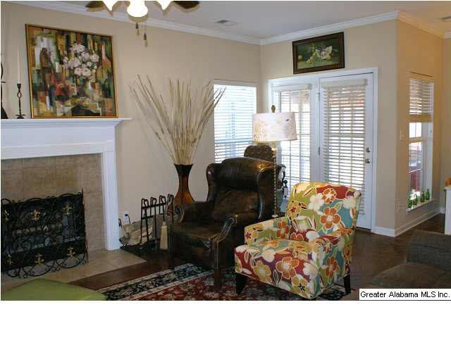293 Nottingham Drive Calera, AL 35040 - Photo 6 of 30