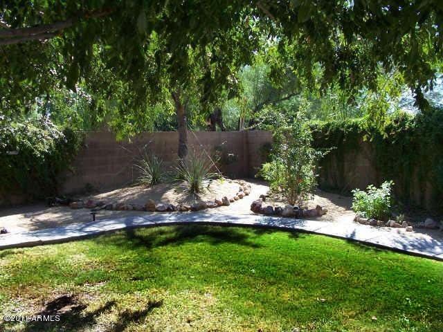 3213 East Marco Polo Road Phoenix, AZ 85050 - Photo 23 of 30 a view of an outdoor space and a lake view