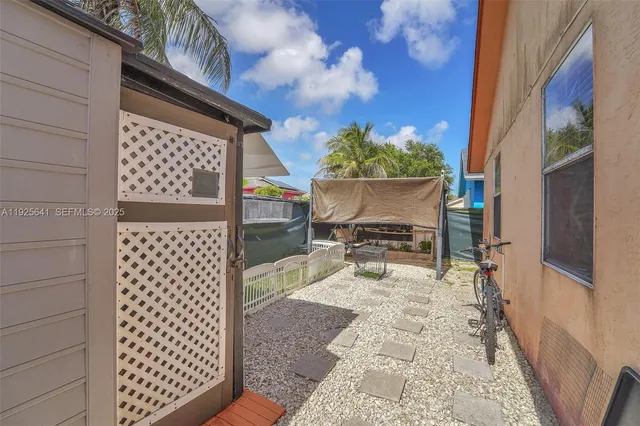 a view of a corridor