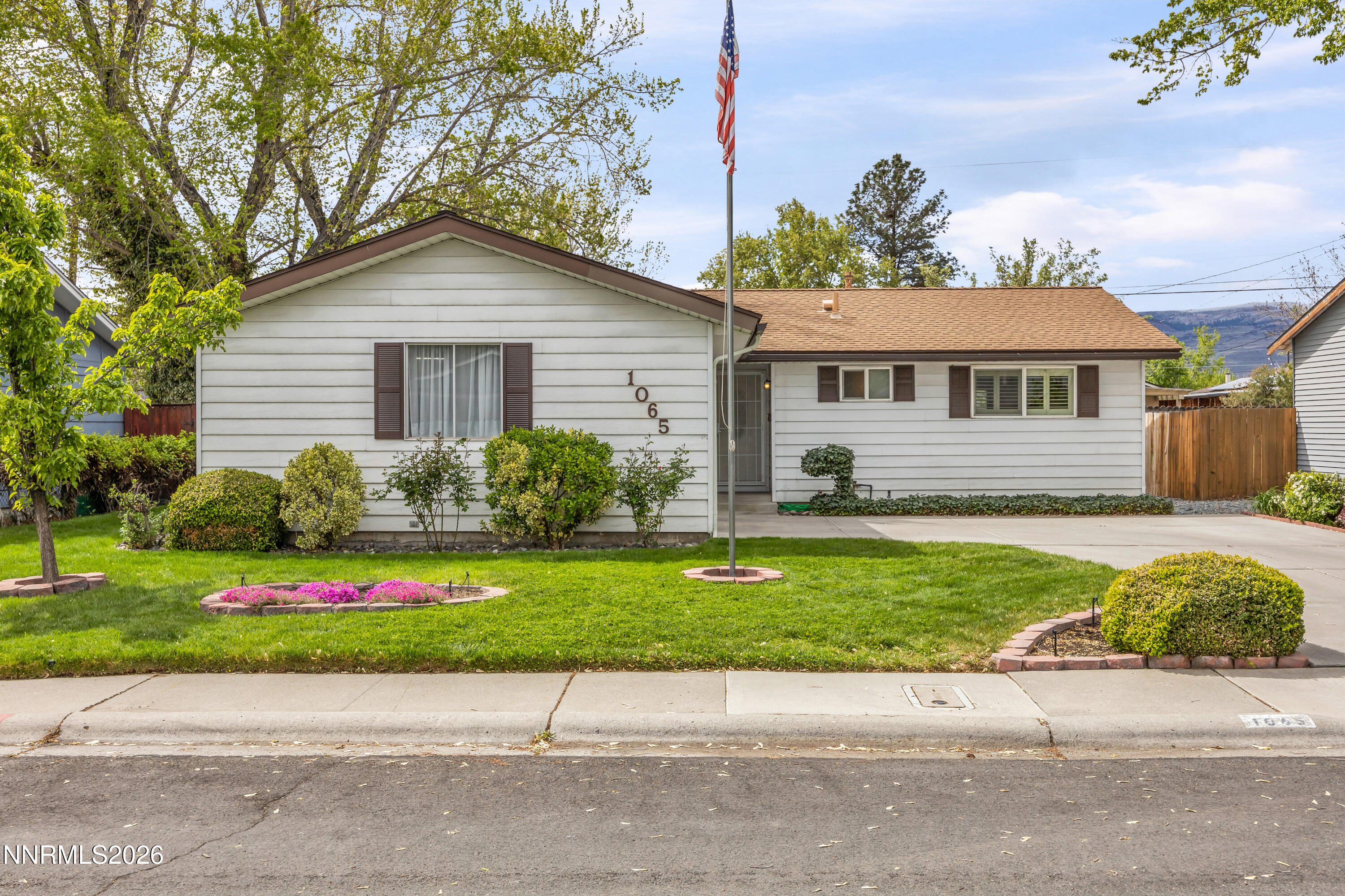1065 Beldon Way Reno, NV 89503 - Photo 1 of 39 15_img_7469