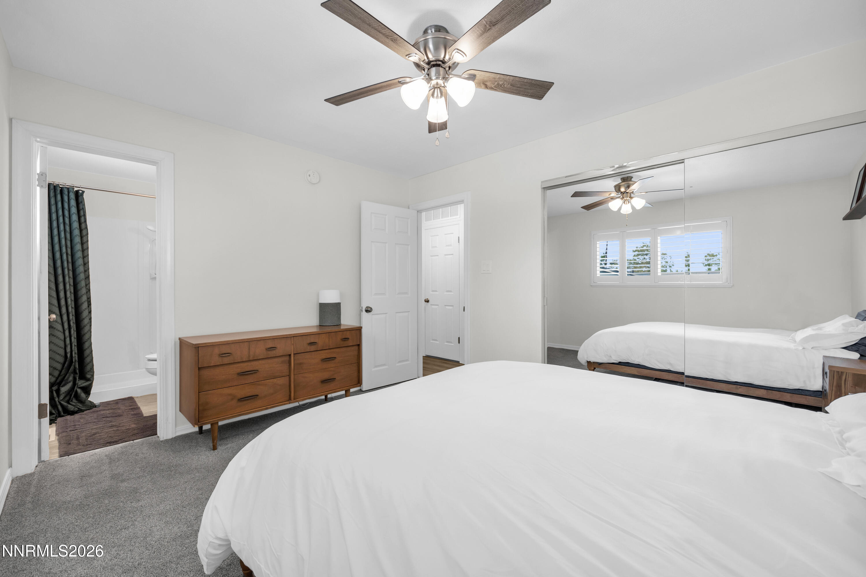 1065 Beldon Way Reno, NV 89503 - Photo 14 of 39 29_img_7610