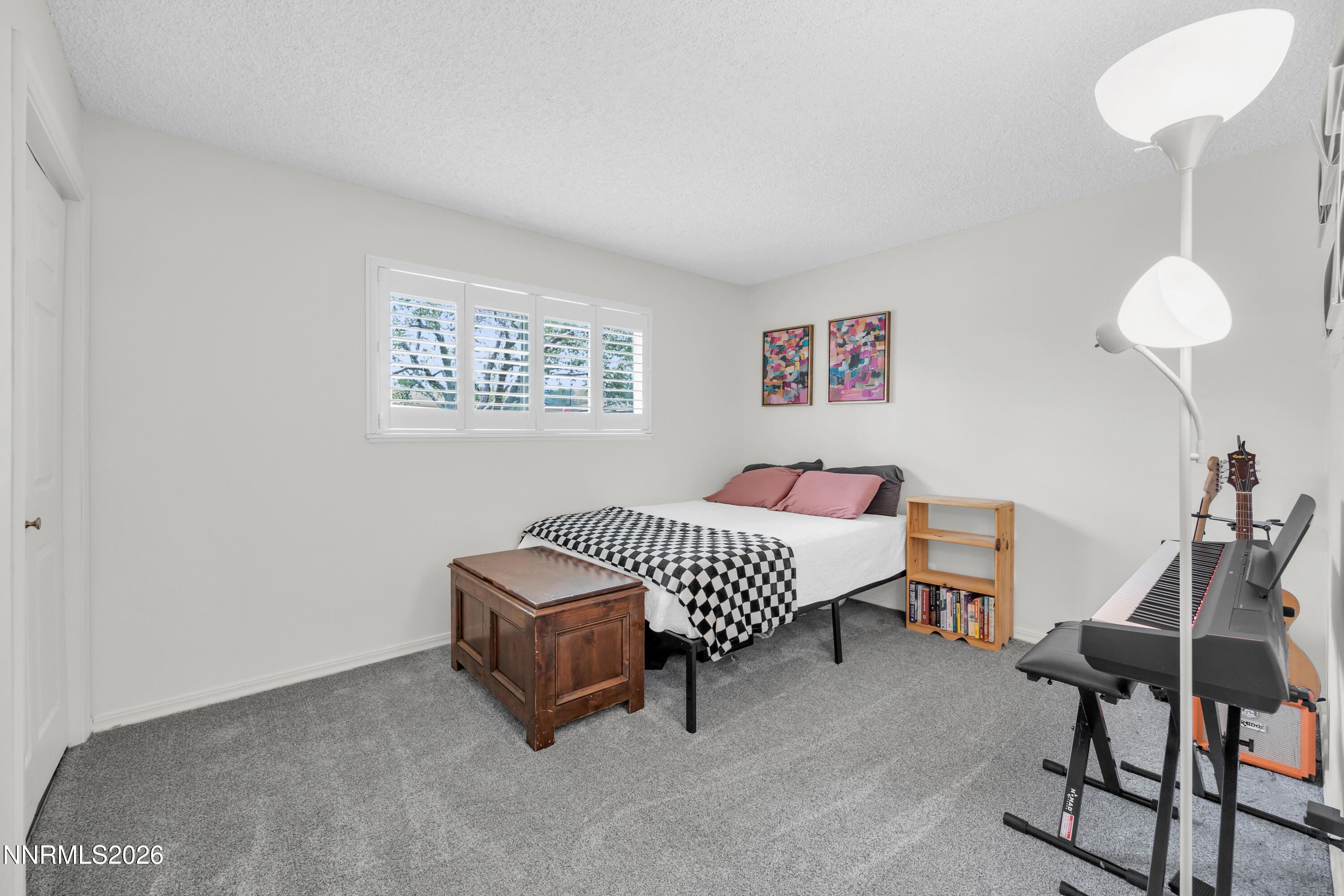 1065 Beldon Way Reno, NV 89503 - Photo 17 of 39 32_img_7592
