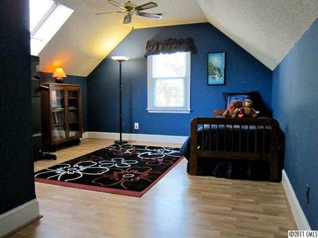 9209 4 Farms Road Charlotte, NC 28215 - Photo 16 of 16 Gallery Image 16
