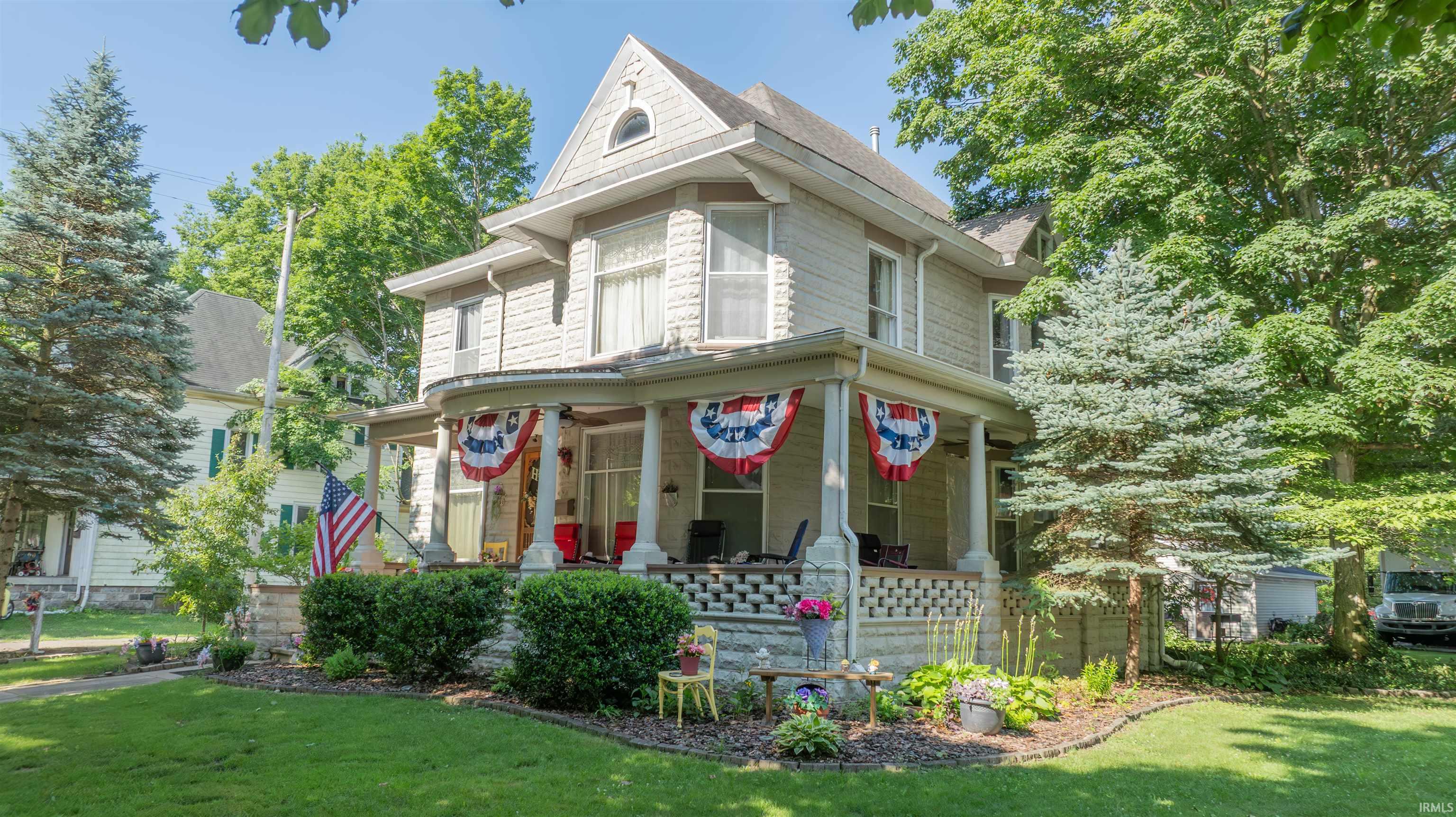 712 Pontiac Street Rochester, IN 46975 - Photo 1 of 33