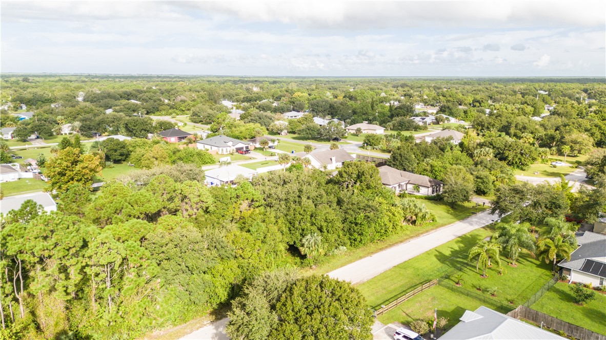 8435 96th Avenue Vero Beach, FL 32967 - Photo 12 of 20 a view of city and ocean