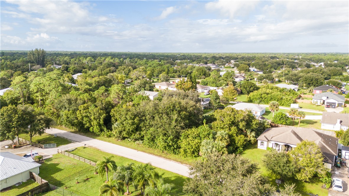 8435 96th Avenue Vero Beach, FL 32967 - Photo 2 of 20 view of city