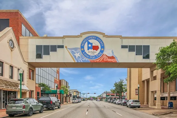 $272,990 | 1706 Portia Lane, Conroe, TX 77301