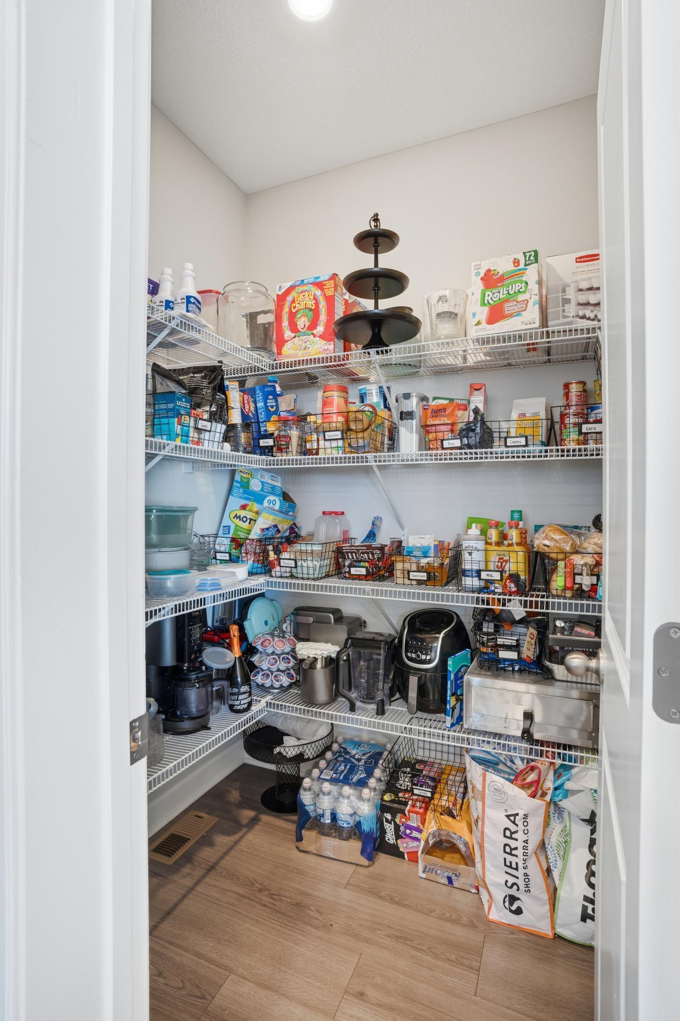 1955 Red Oak Path Shakopee, MN 55379 - Photo 24 of 62