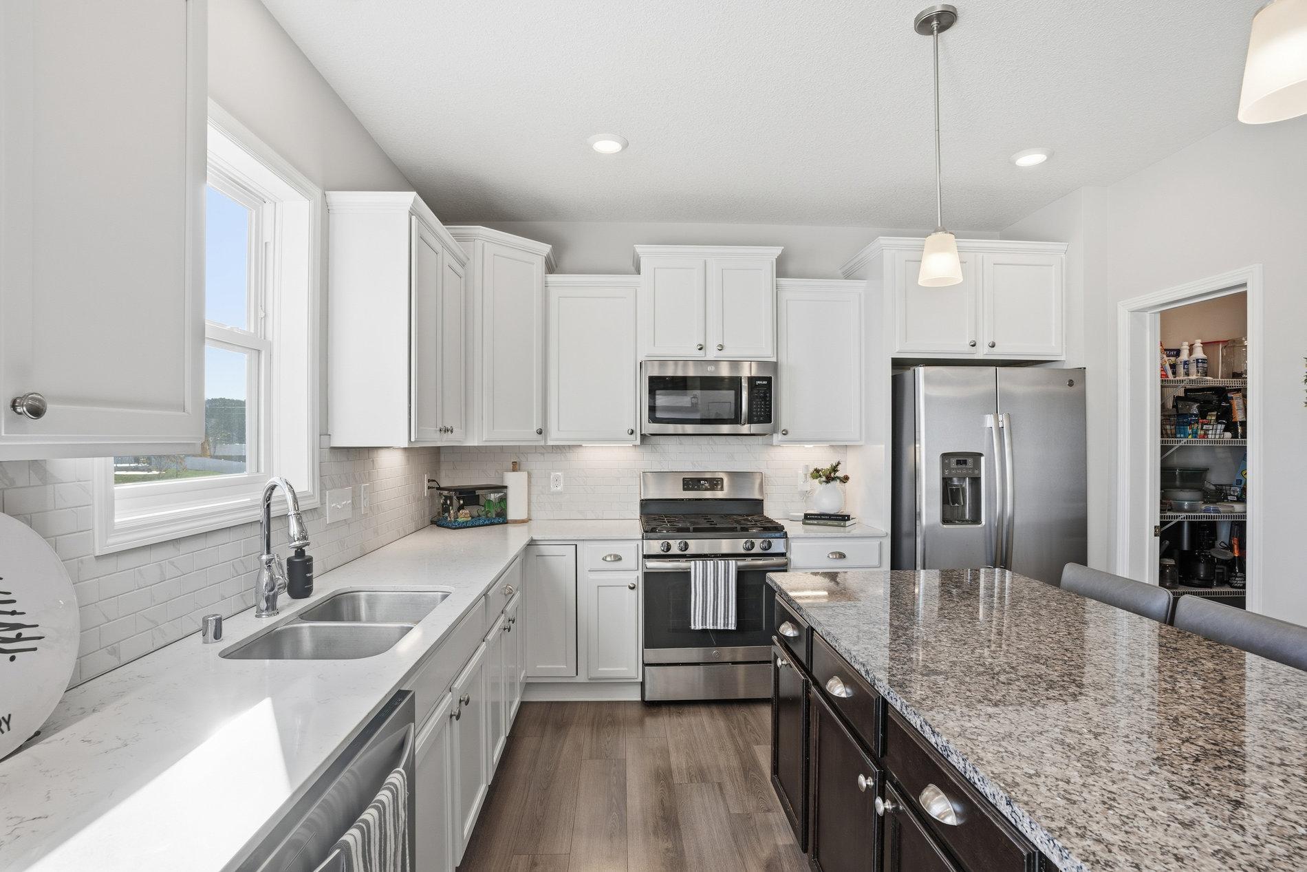 1955 Red Oak Path Shakopee, MN 55379 - Photo 30 of 62