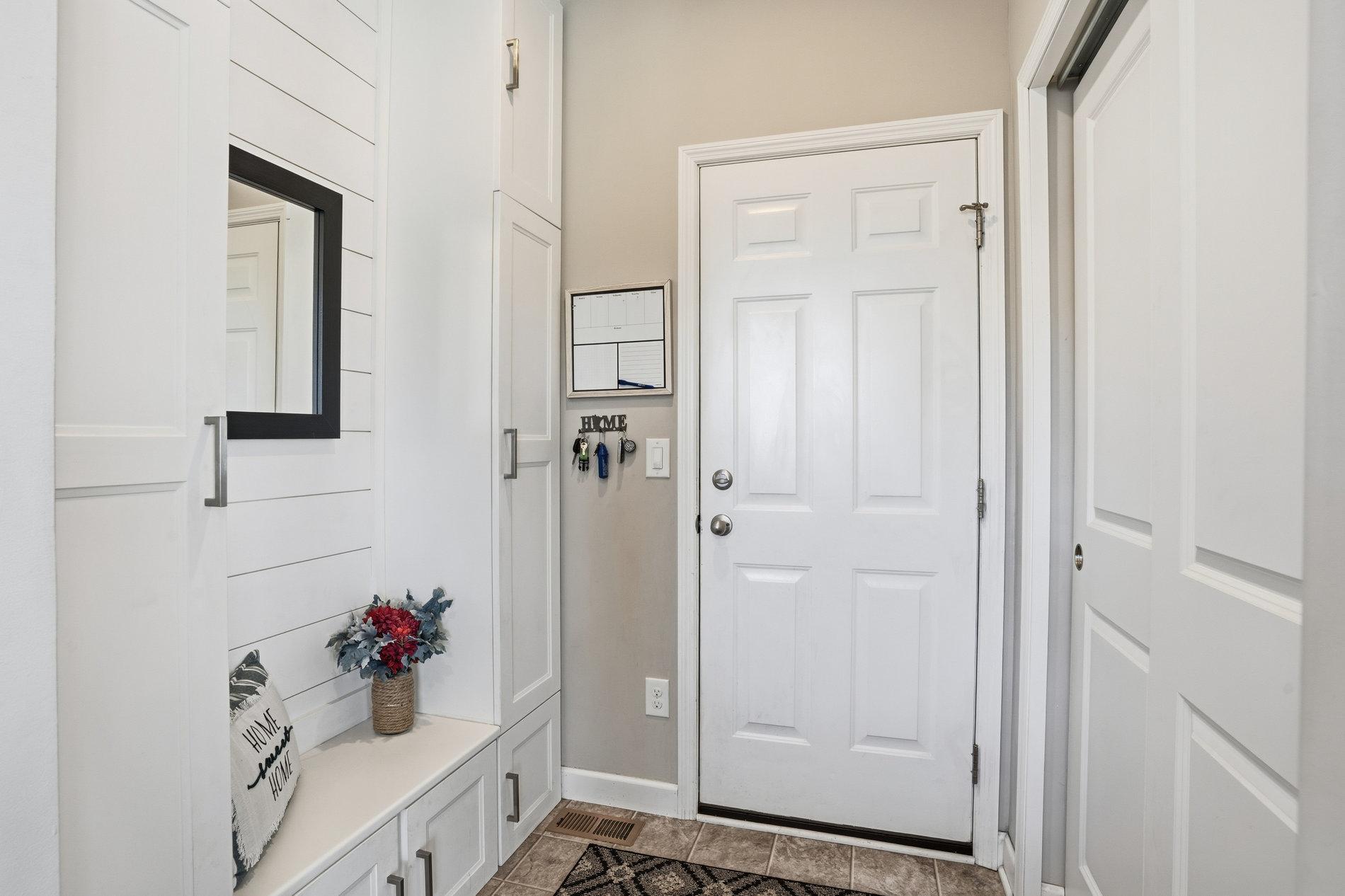 1955 Red Oak Path Shakopee, MN 55379 - Photo 32 of 62