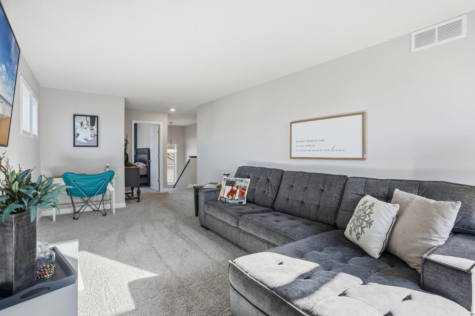 1955 Red Oak Path Shakopee, MN 55379 - Photo 48 of 62