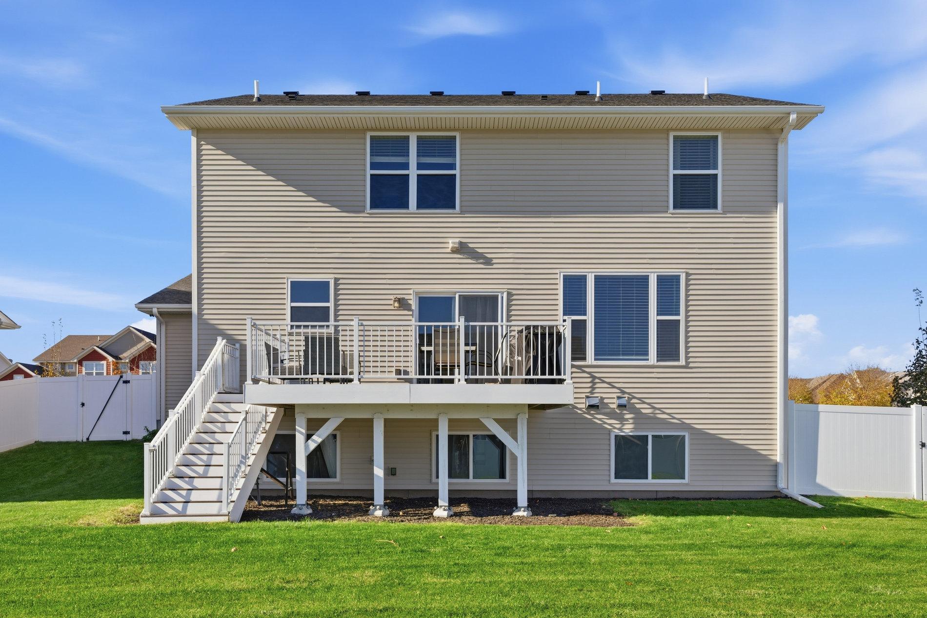 1955 Red Oak Path Shakopee, MN 55379 - Photo 6 of 62