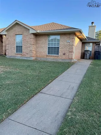 $1,495 | 2421 Missile Road, Wichita Falls, TX 76306