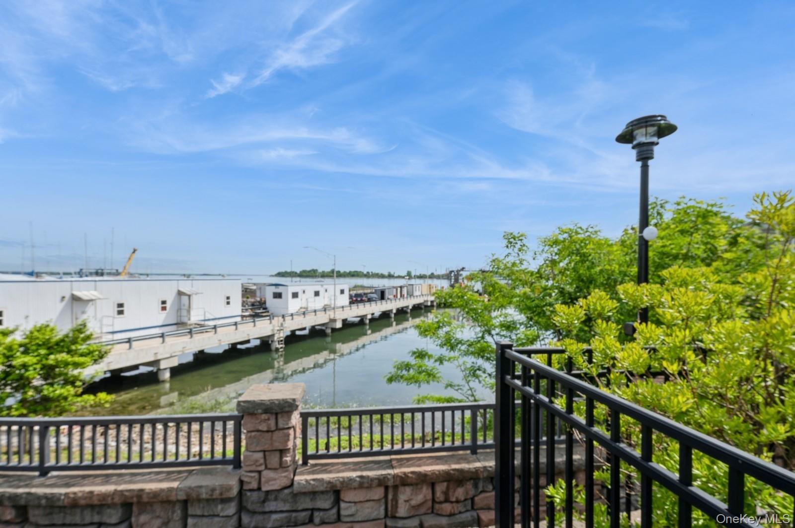 13 Island Point, Unit 13 Bronx, NY 10464 - Photo 20 of 22