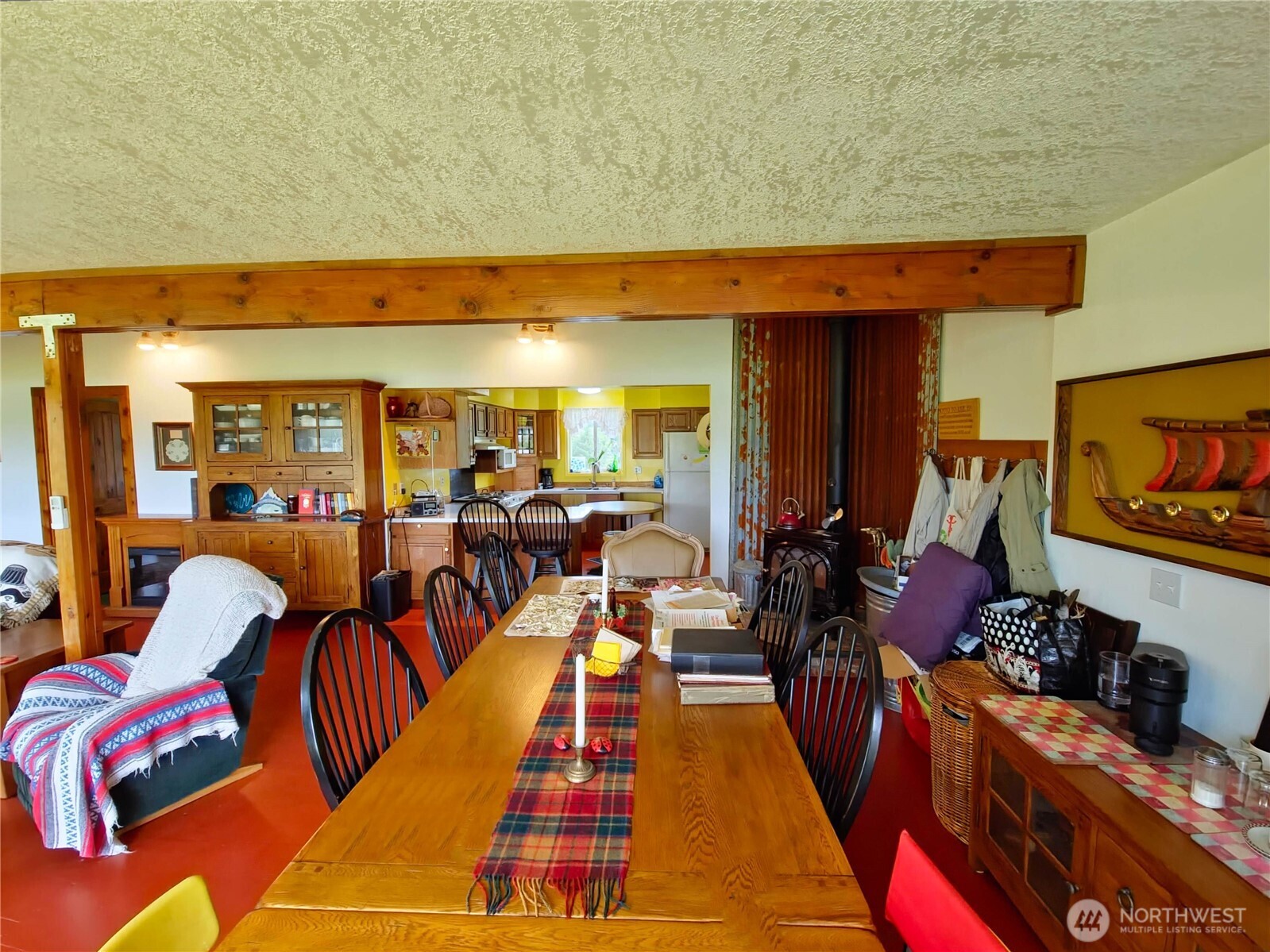 752 Parpala Road Naselle, WA 98638 - Photo 14 of 35 a very nice looking room with lots of gym equipment