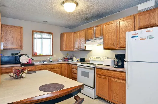 $450,000 | 1030 Knox Avenue North, Minneapolis, MN 55411