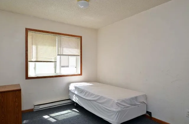 $450,000 | 1030 Knox Avenue North, Minneapolis, MN 55411