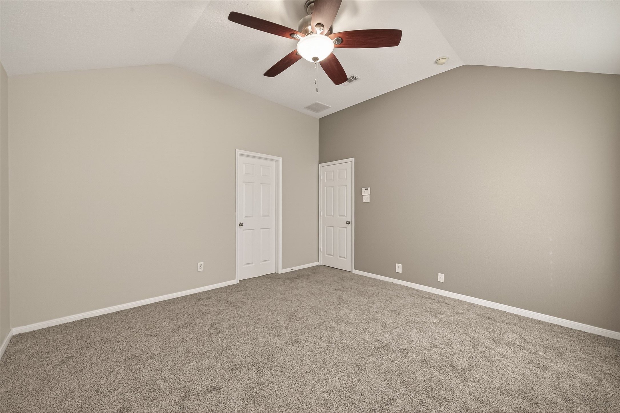 5614 Calm Court Houston, TX 77084 - Photo 23 of 32 Primary Bedroom