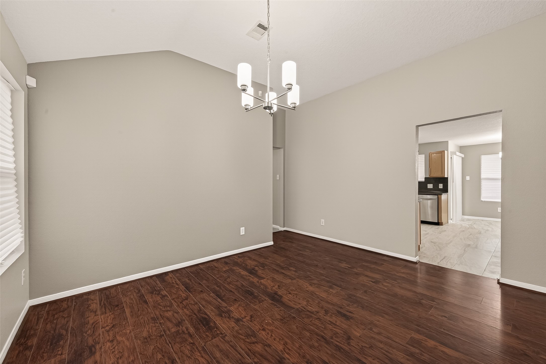 5614 Calm Court Houston, TX 77084 - Photo 8 of 32