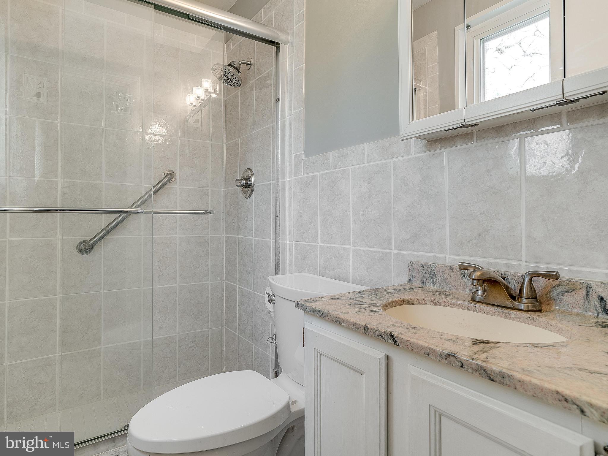 2711 Finch Street Silver Spring, MD 20902 - Photo 20 of 30 Bath
