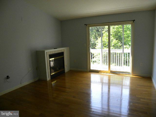920 Melvin Road Annapolis, MD 21403 - Photo 4 of 25 Interior (General)