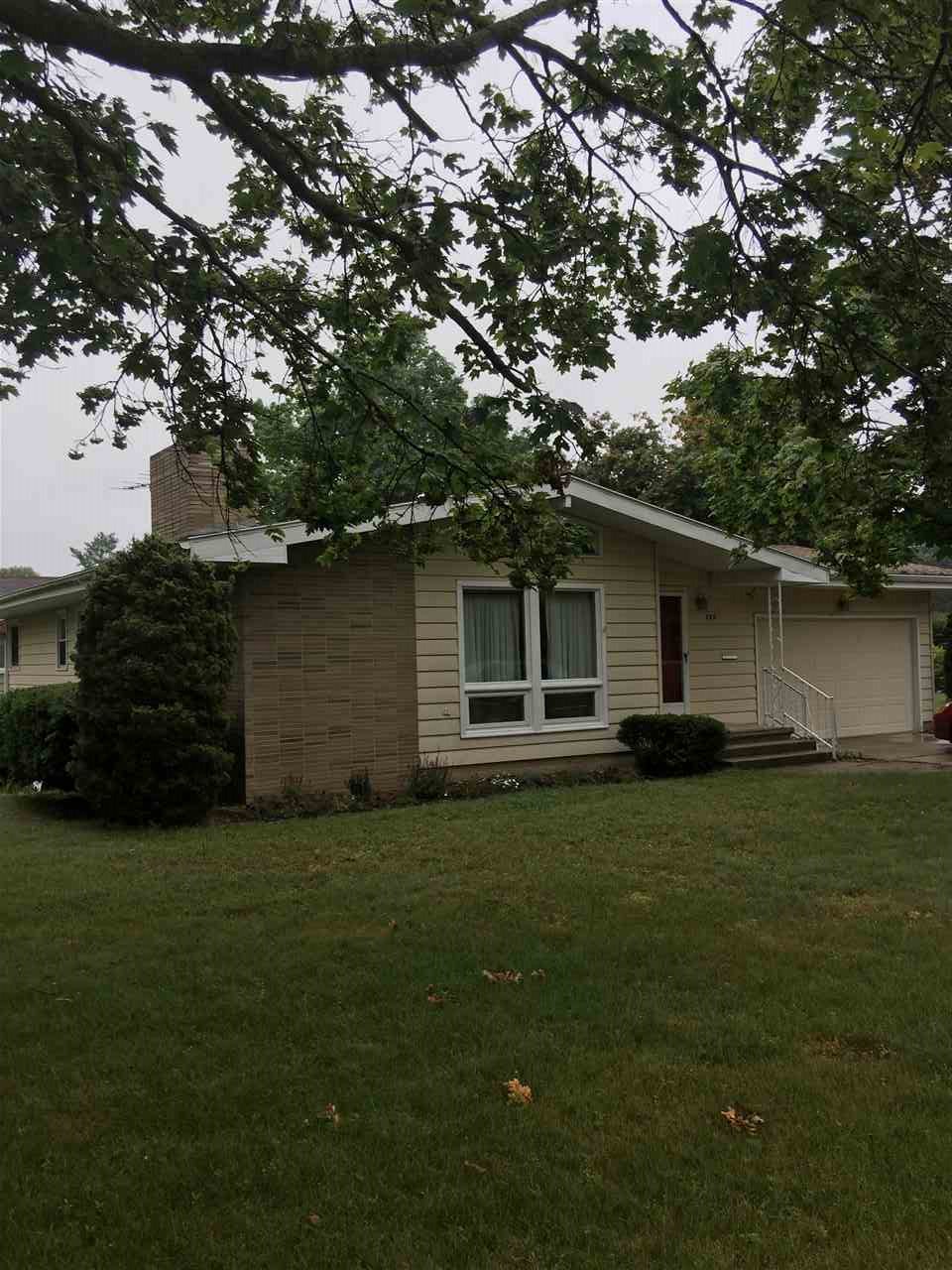 780 Renfrew Road Alma, MI 48801 - Photo 2 of 24 1836119-1.JPG