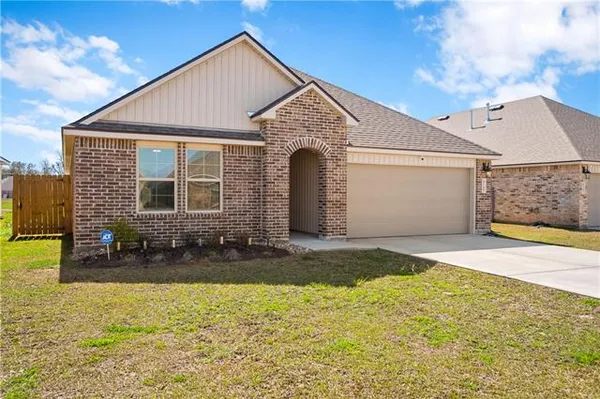 $280,000 | 8145 Olde Town Court, Alexandria, LA 71303