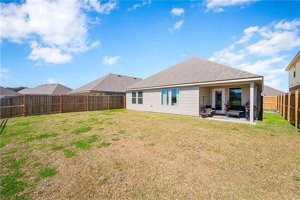 $280,000 | 8145 Olde Town Court, Alexandria, LA 71303