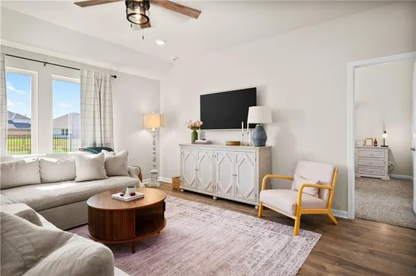 $280,000 | 8145 Olde Town Court, Alexandria, LA 71303