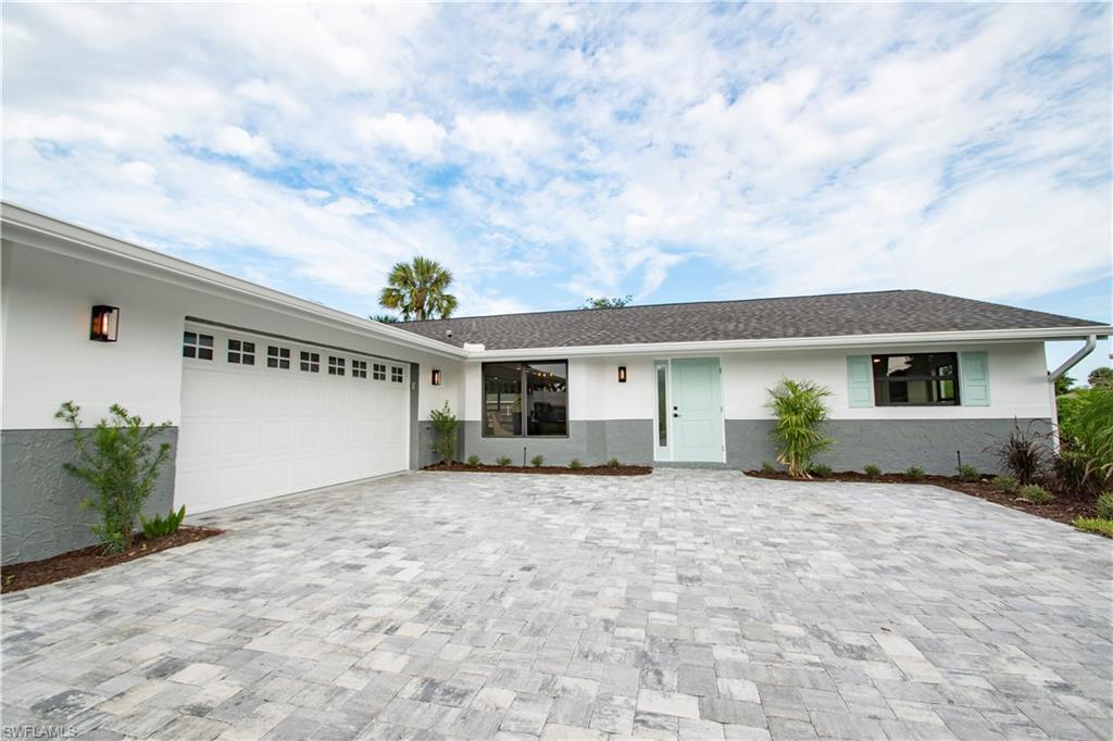 2475 Clipper Way Naples, FL 34104 - Photo 3 of 24 Gallery Image 3