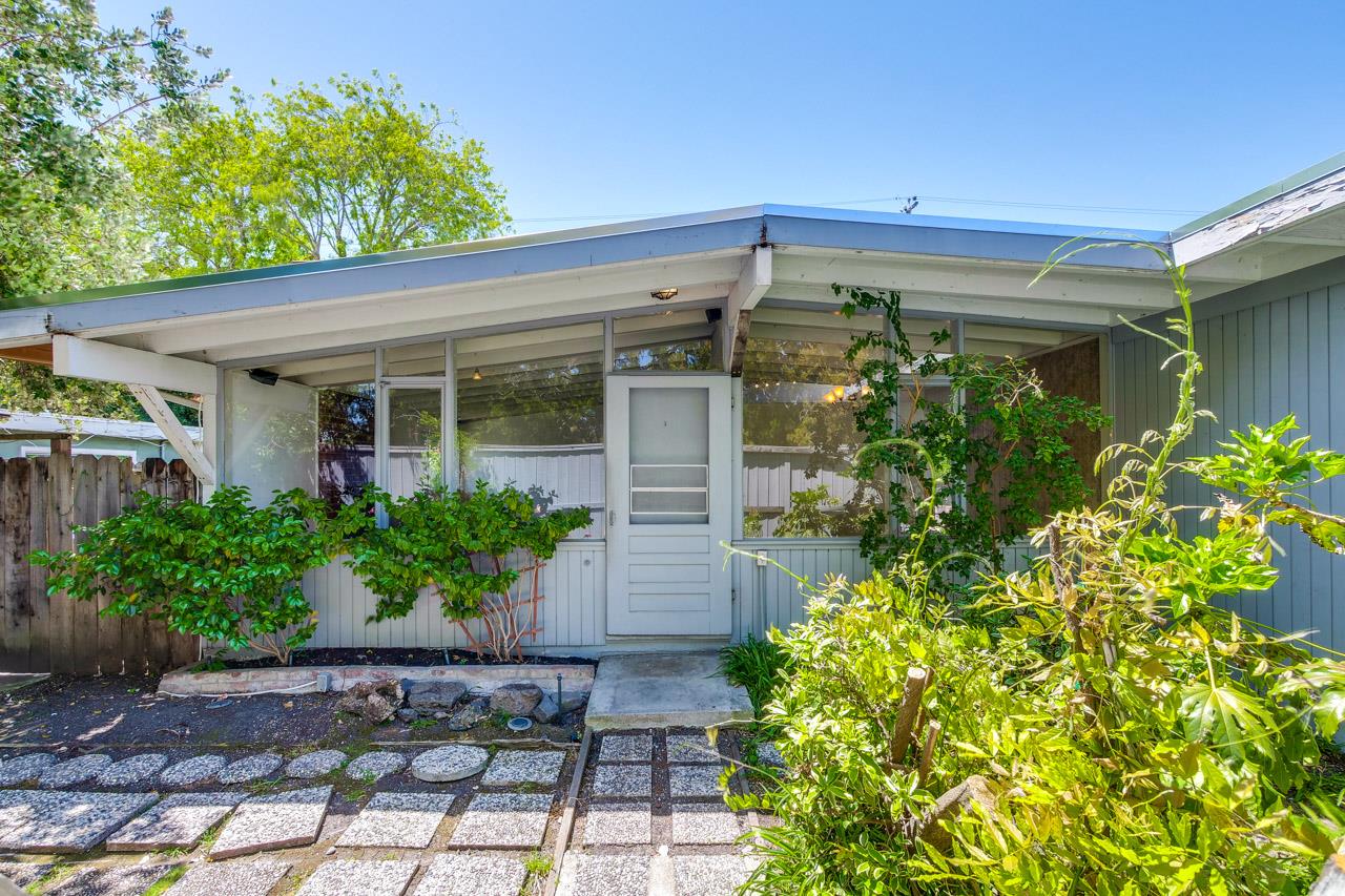 2375 Adele Avenue Mountain View, CA 94043 - Photo 3 of 30