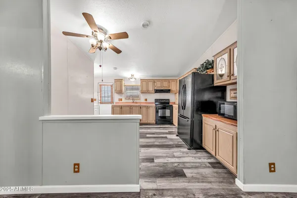 $84,000 | 19401 North 7th Street, Unit 142, Phoenix, AZ 85024