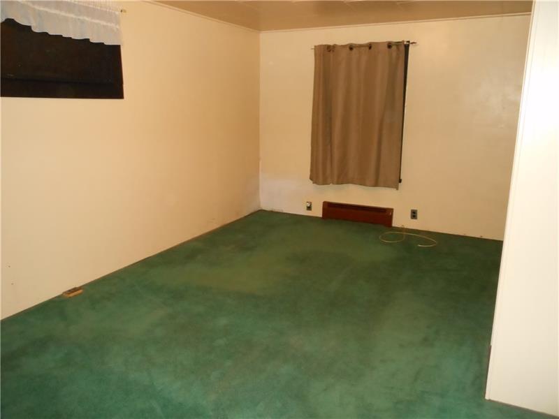 220 Old Plank Road Butler, PA 16002 - Photo 5 of 6