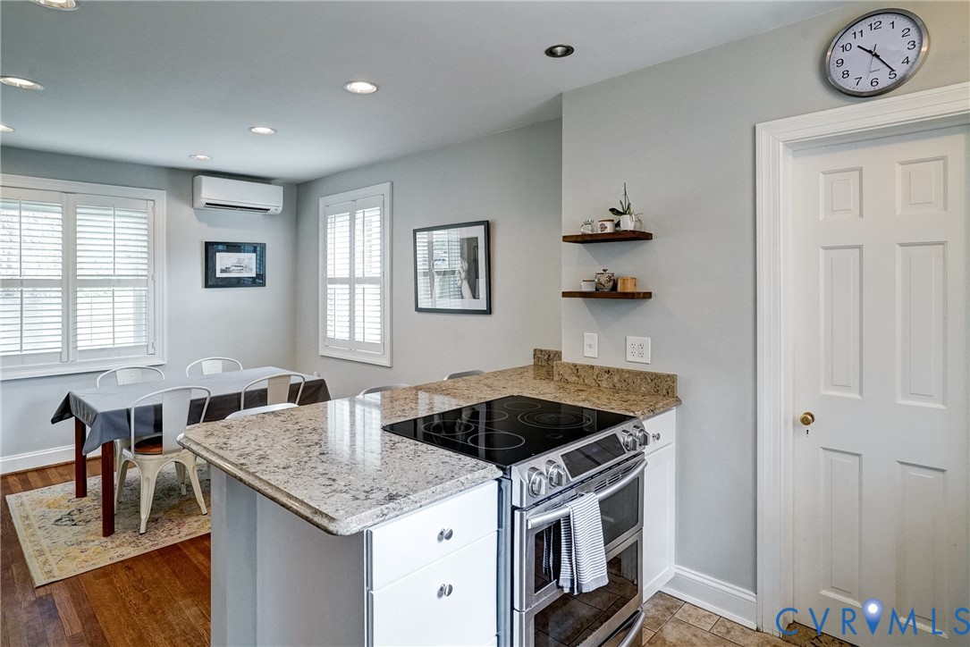 917 Pine Ridge Road Richmond, VA 23226 - Photo 9 of 34 Gallery Image 9