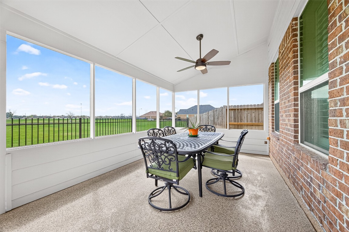 2719 Intrepid Trail Rosenberg, TX 77471 - Photo 44 of 50 a living room with furniture and a large window
