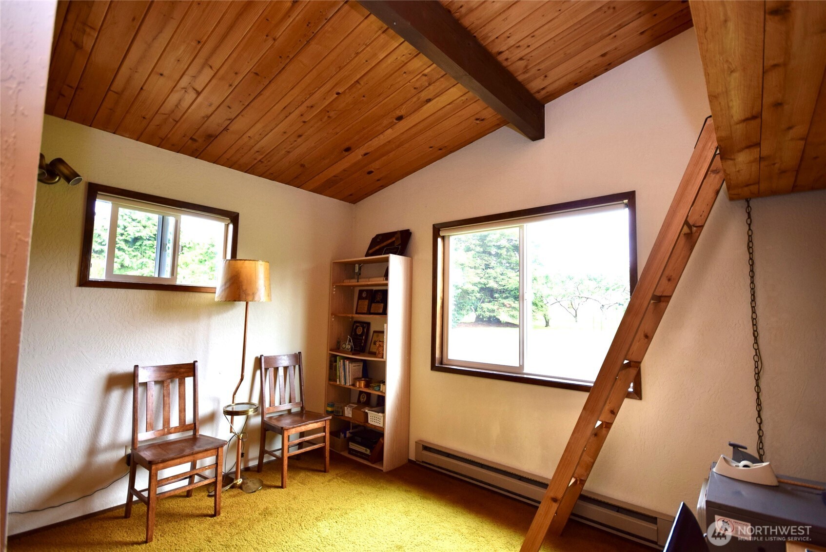 330 East Anderson Road Sequim, WA 98382 - Photo 21 of 33 a view of a livingroom with furniture and a window