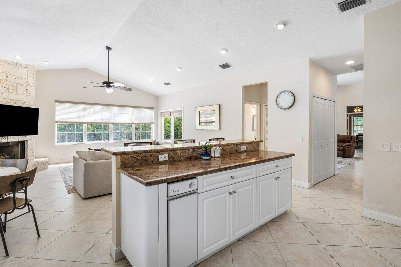 4400 Northwest 28th Way Boca Raton, FL 33434 - Photo 14 of 58 014-4400Northwest28thWay-BocaRaton-FL-33