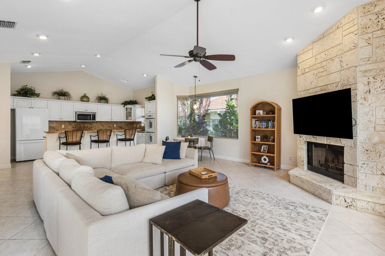 4400 Northwest 28th Way Boca Raton, FL 33434 - Photo 19 of 58 019-4400Northwest28thWay-BocaRaton-FL-33