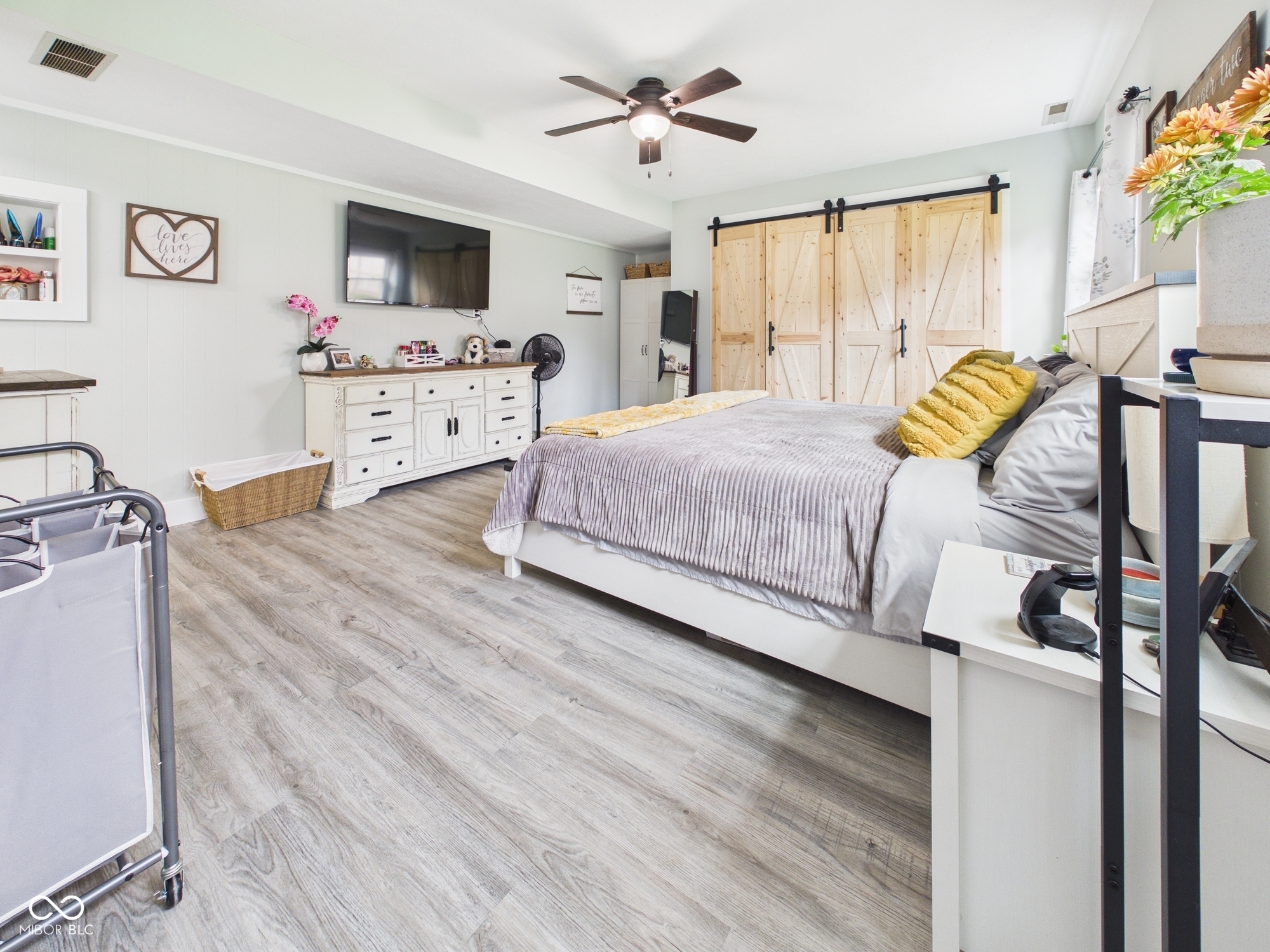 1505 East 42nd Street Anderson, IN 46013 - Photo 16 of 35