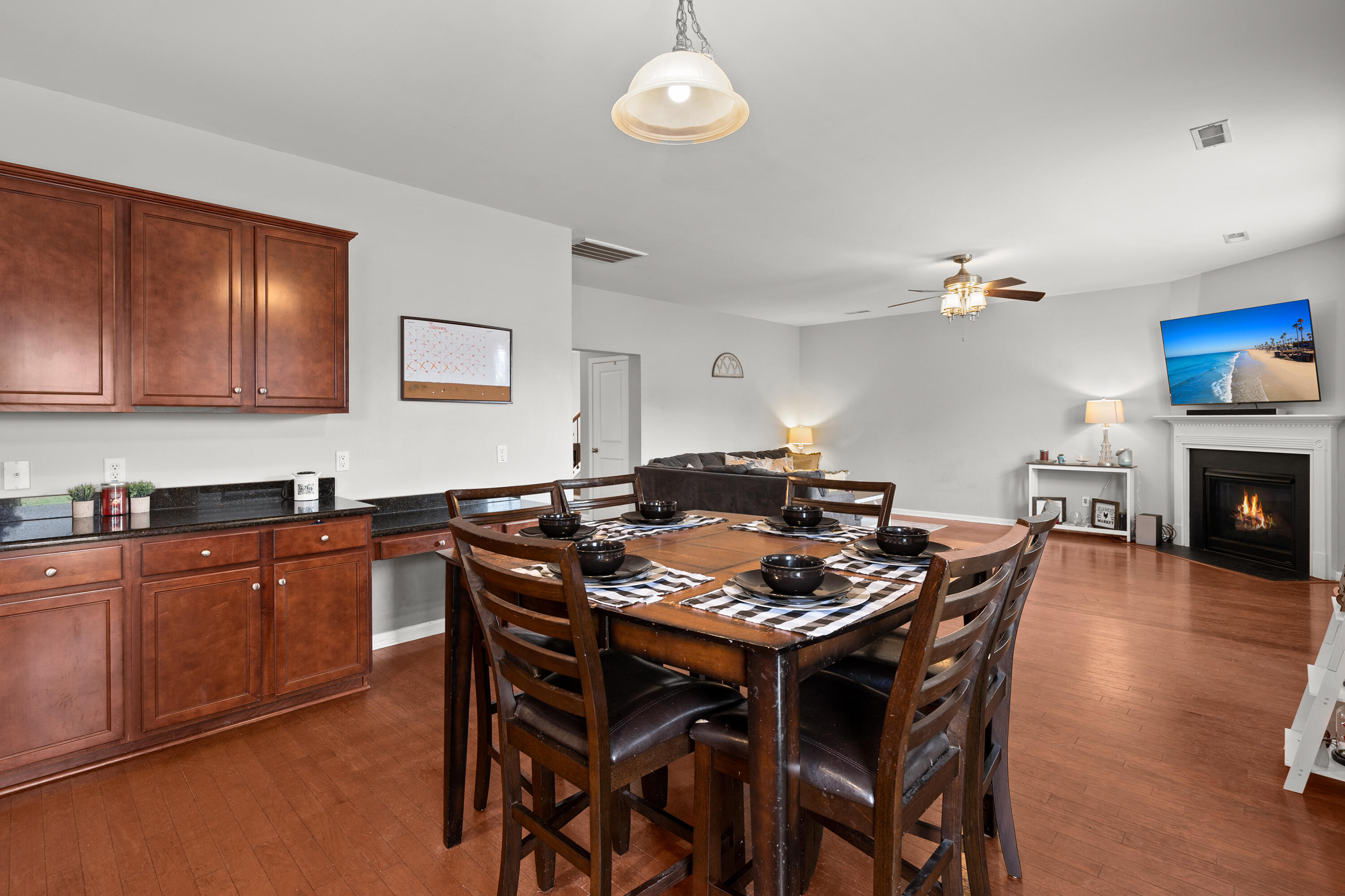 202 Decatur Drive Summerville, SC 29486 - Photo 23 of 78 Breakfast area