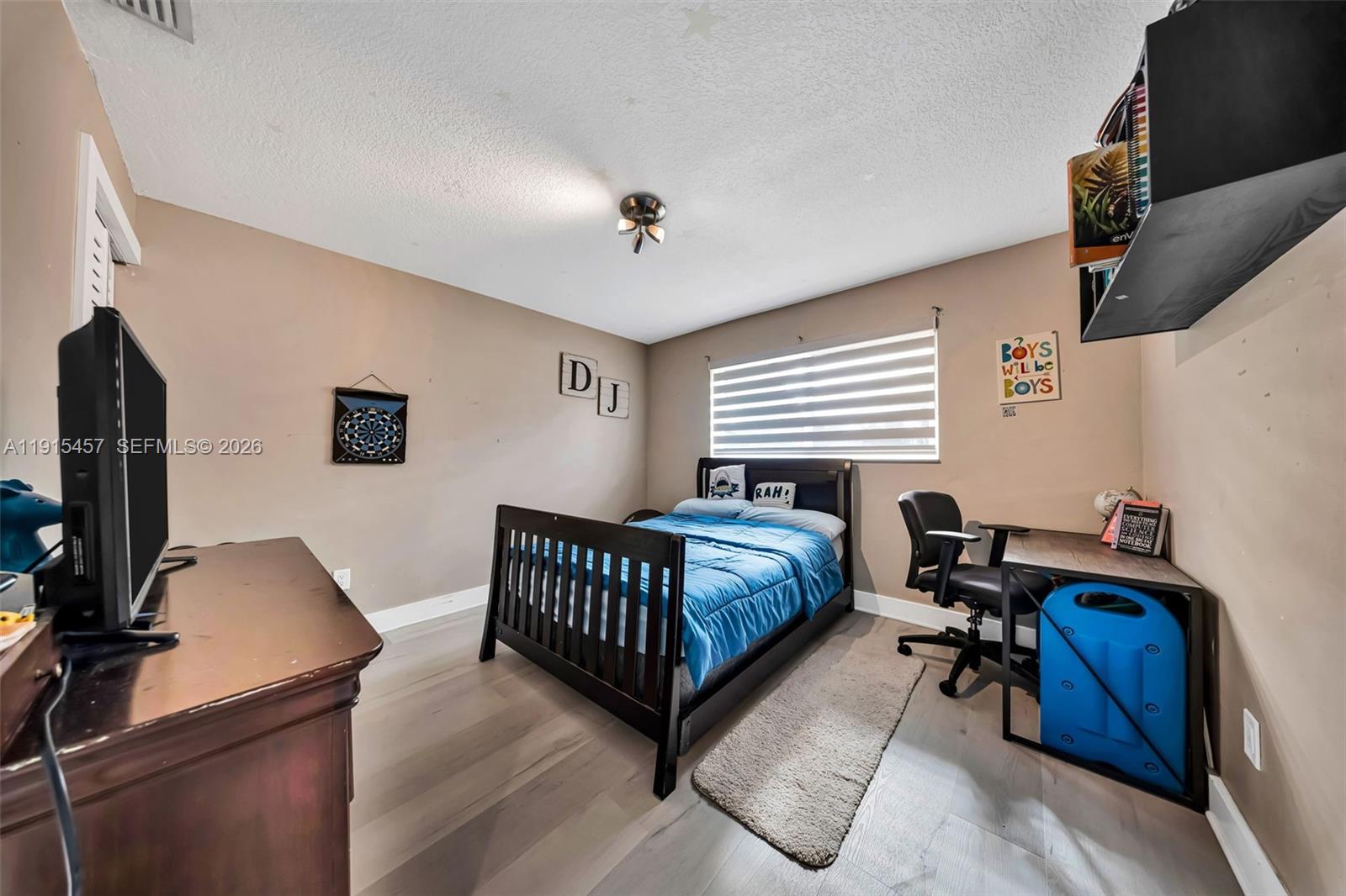 10431 Southwest 93rd Street Miami, FL 33176 - Photo 15 of 76