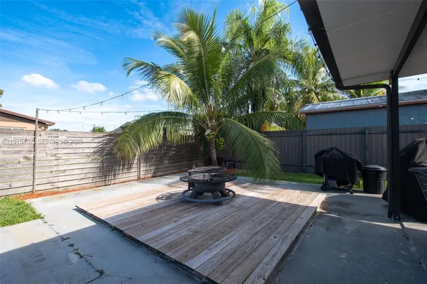 $975,000 | 10431 Southwest 93rd Street, Miami, FL 33176