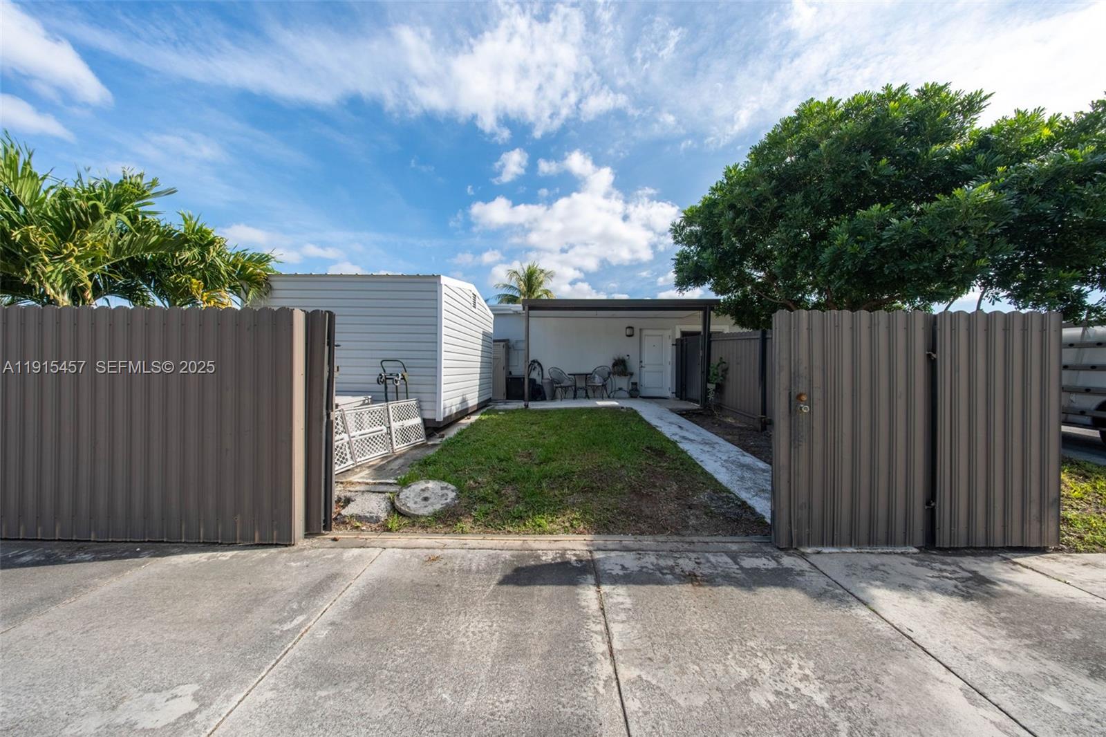 10431 Southwest 93rd Street Miami, FL 33176 - Photo 52 of 76