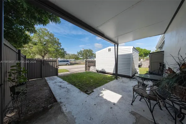 $975,000 | 10431 Southwest 93rd Street, Miami, FL 33176